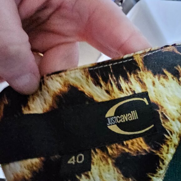 Roberto Cavalli Leopard Print Skirt – IT 40 (US 4–6) - Picture 4 of 9